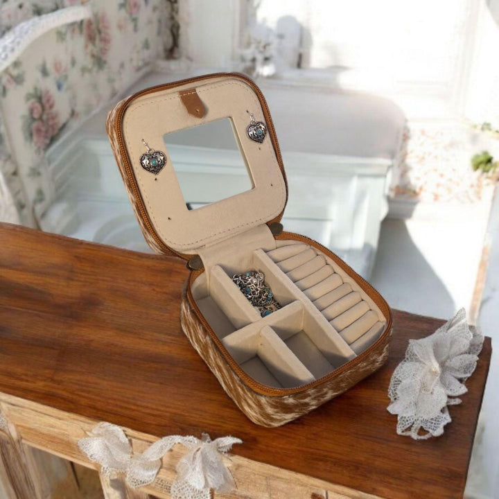 BB Prairie Bloom Case | Tooled Cowhide Leather Jewelry Box with Mirror