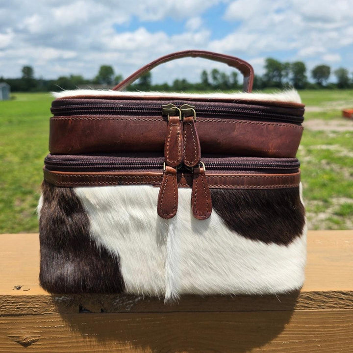 BB Cattle Queen Travel Case | Cowhide Leather Makeup & Toiletry Bag
