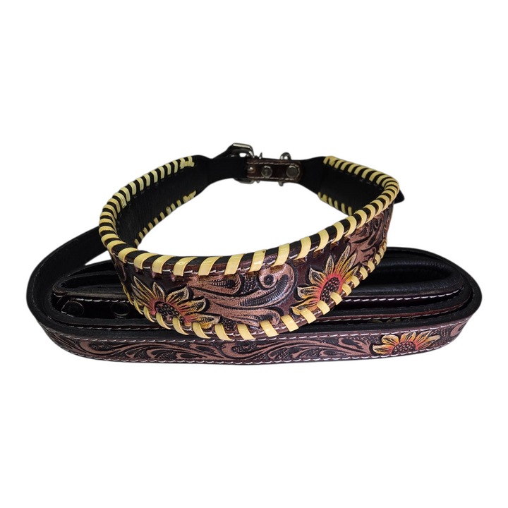 The Western Daisy Dog Collar + Leash