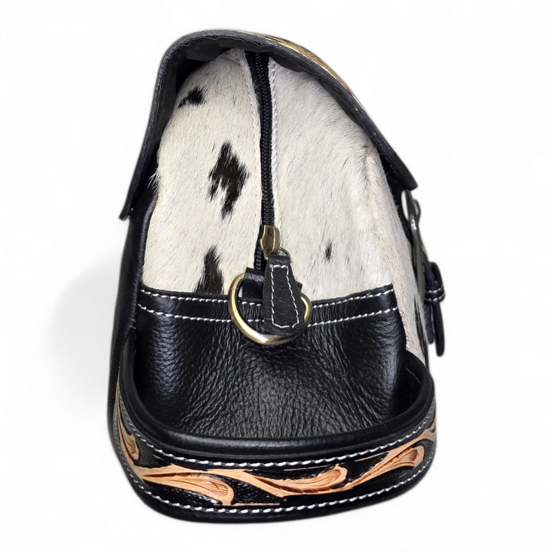 The Dakota Travel Set