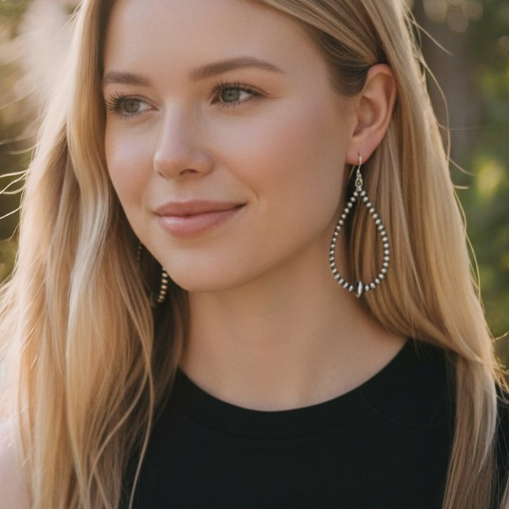 The Silver Mesa Teardrop Earrings
