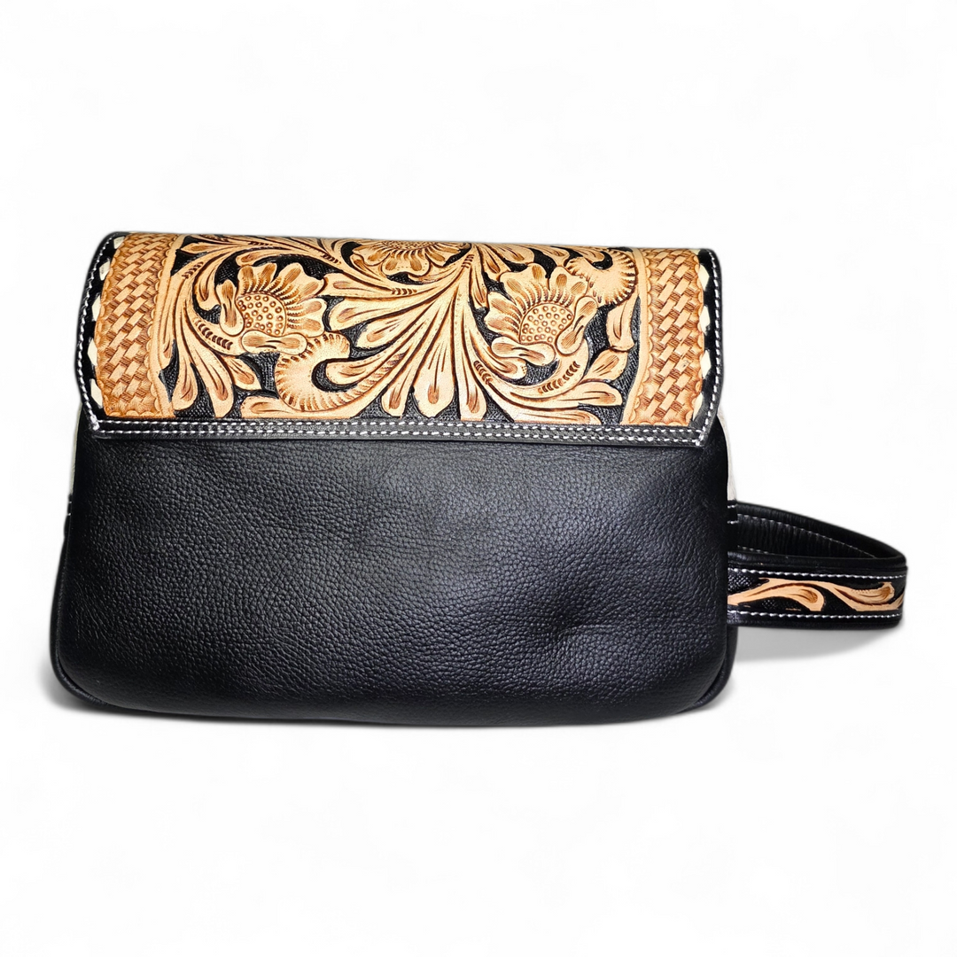 The Dakota Travel Set