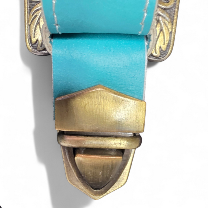 The Dakota Travel Set